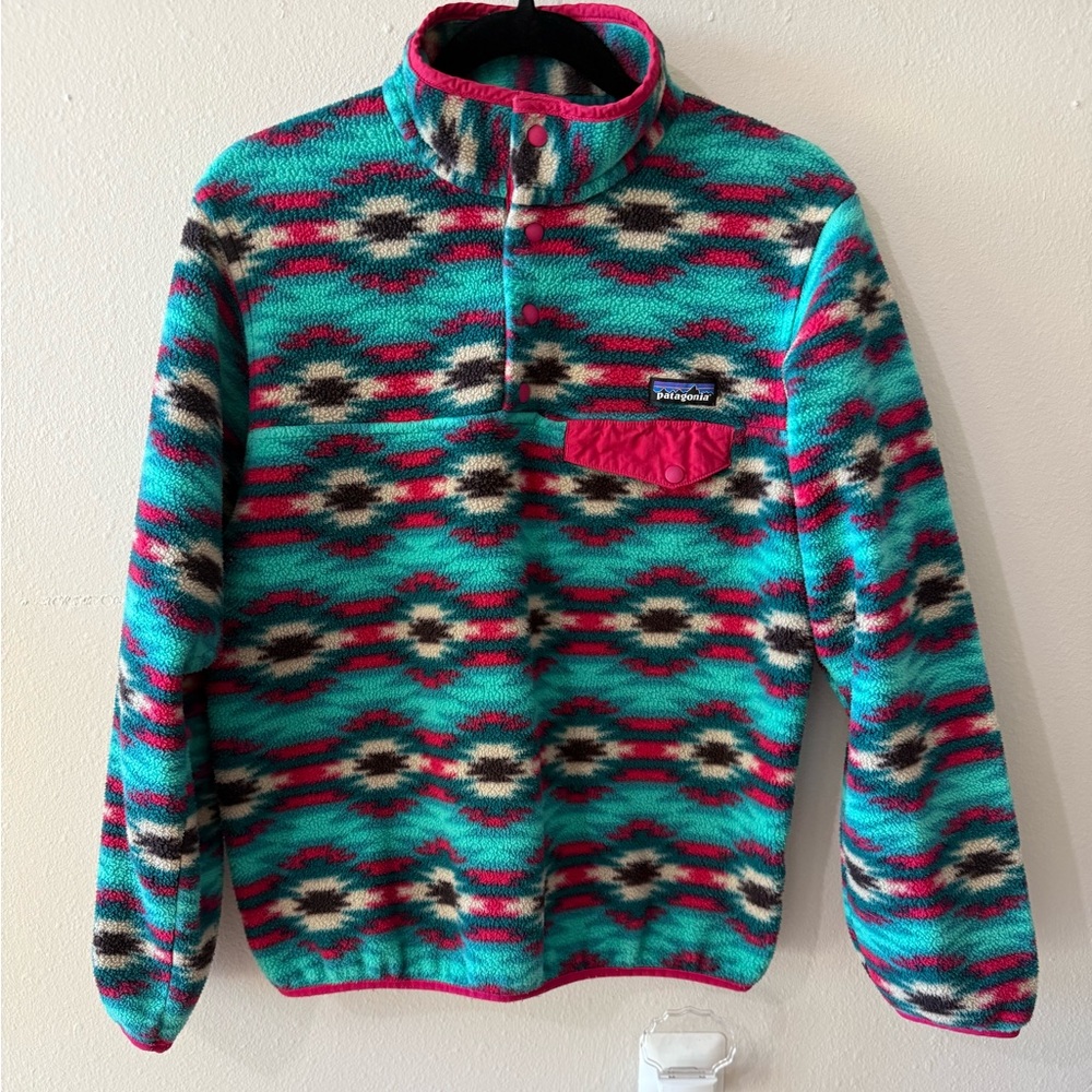 Patagonia Women’s Aztec Synchilla Quarter Snap Fleece *rare*- size small